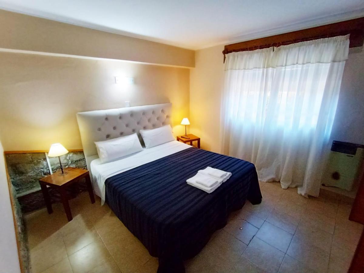 Hosteria Valle Azul Hotel Villa Del Dique Bagian luar foto